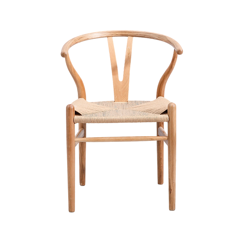 Chaise en bois tissé à coutures classiques